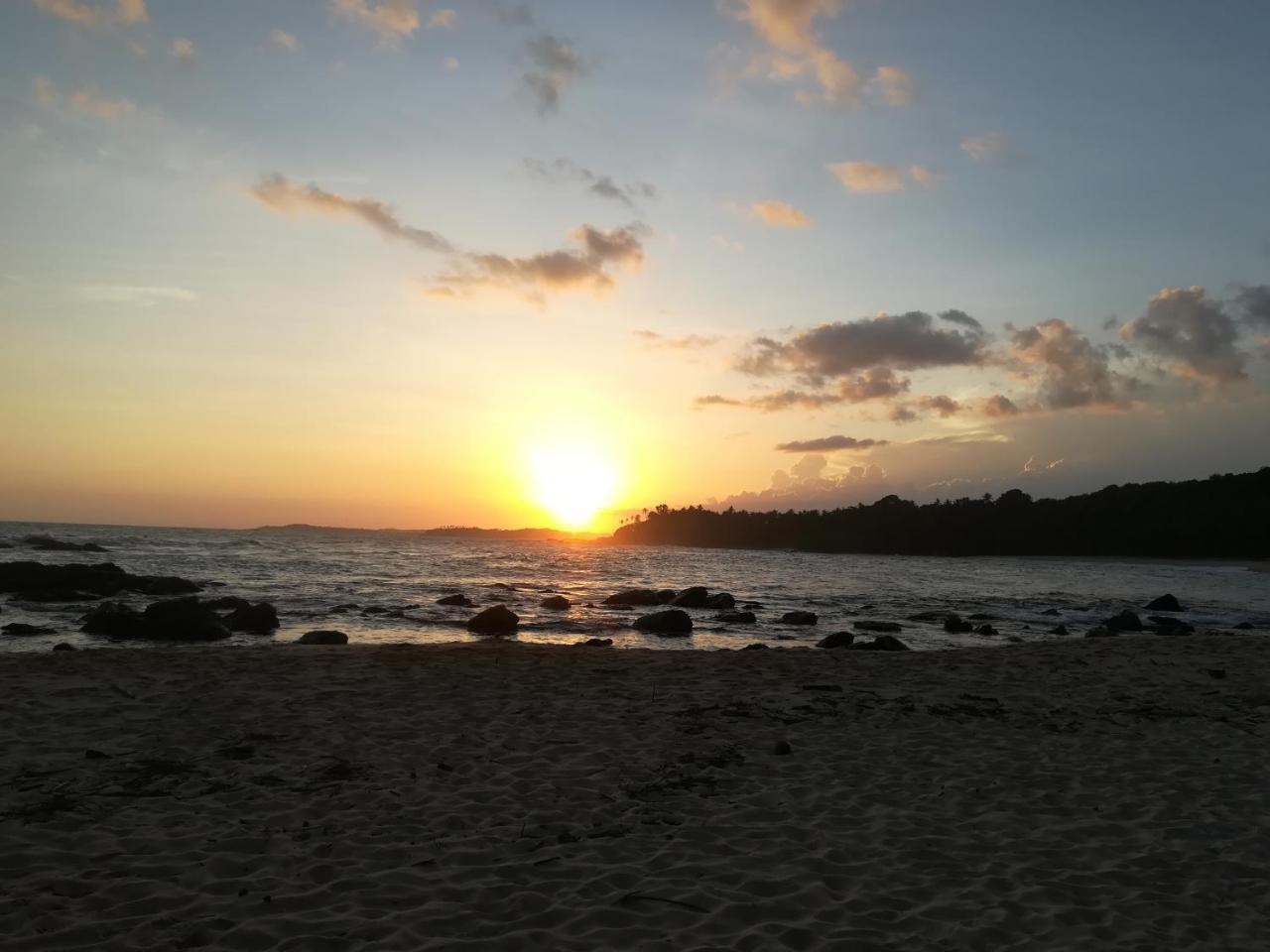 Star Beach Hotel Tangalle Eksteriør bilde